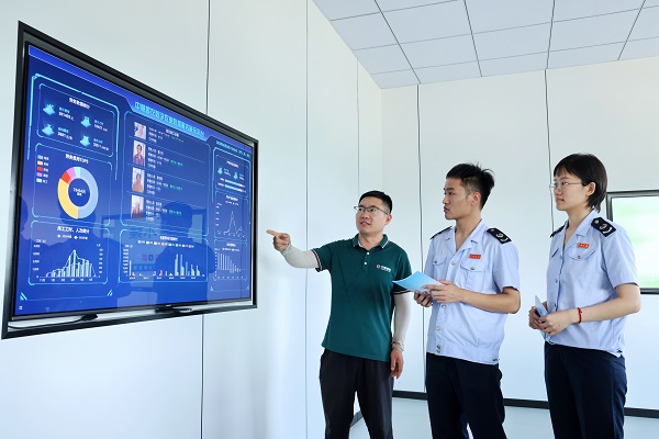 【中国税务报】国家税务总局潍坊市税务局潍坊峡山生态经济开发区税务分局辅导企业规范业务流程