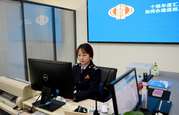 郭琦,国家税务总局淄博市周村区税务局第一税务分局新入职公务员,23岁